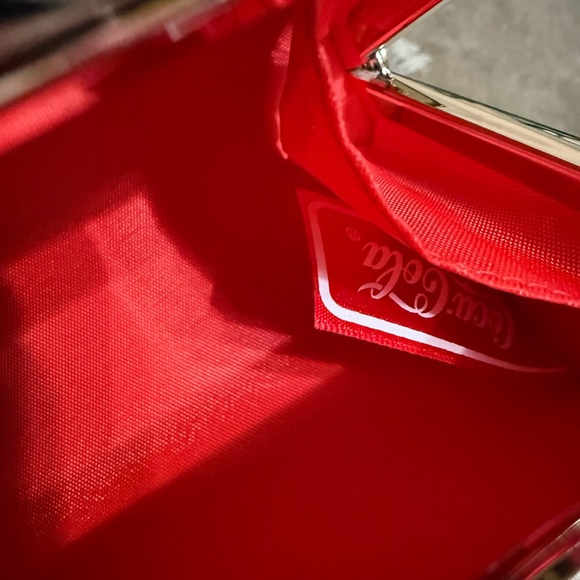 Coca-Cola Soda Can Crossbody Bag - Metallic Red Novelty Clutch - NWOT - Picture 3 of 14